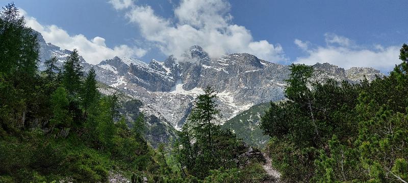 Anteprima Rifugio Galassi dalla Val d'Oten